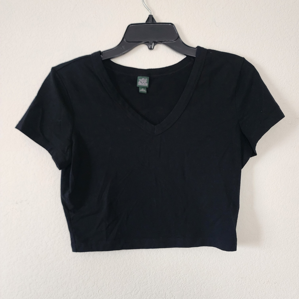 Women's Wild Fable Black V-Neck Crop Top Medium